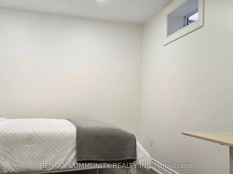 77 Windrush Trl #BASEMENT — Photo 15