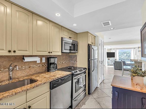 3rd image of 438 Highway 35 APT 2101
