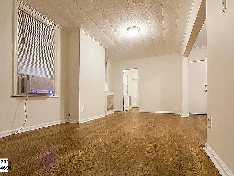 466 Mercer St #1 — Photo 6