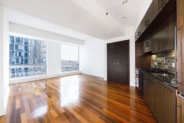 Rented by Town Residential | media 15