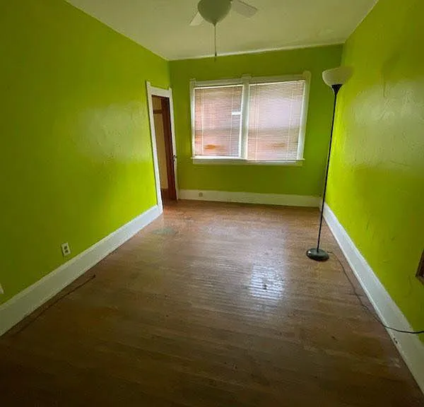 744 Nicholas St — Photo 5