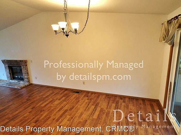 4th image of 1279 Danskin Ln NW