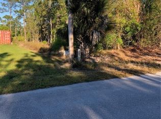 915 Columbus Ave, Lehigh Acres, FL 33972