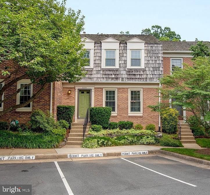 1st image of 2295 Idylwood Station Ln