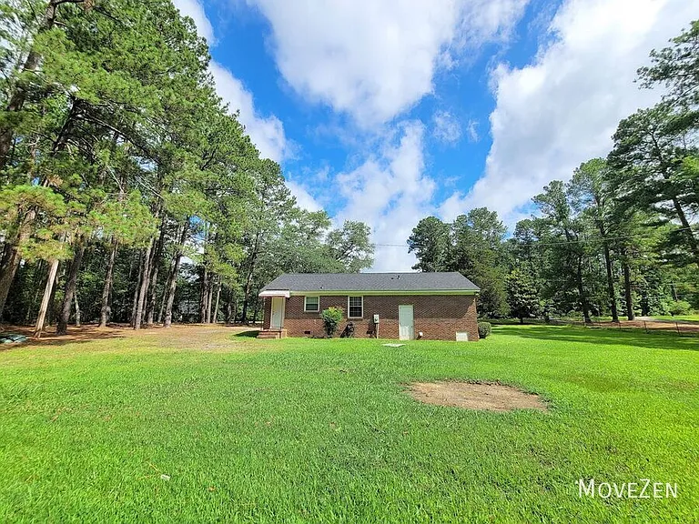 747 Hall Spencer Rd — Photo 28