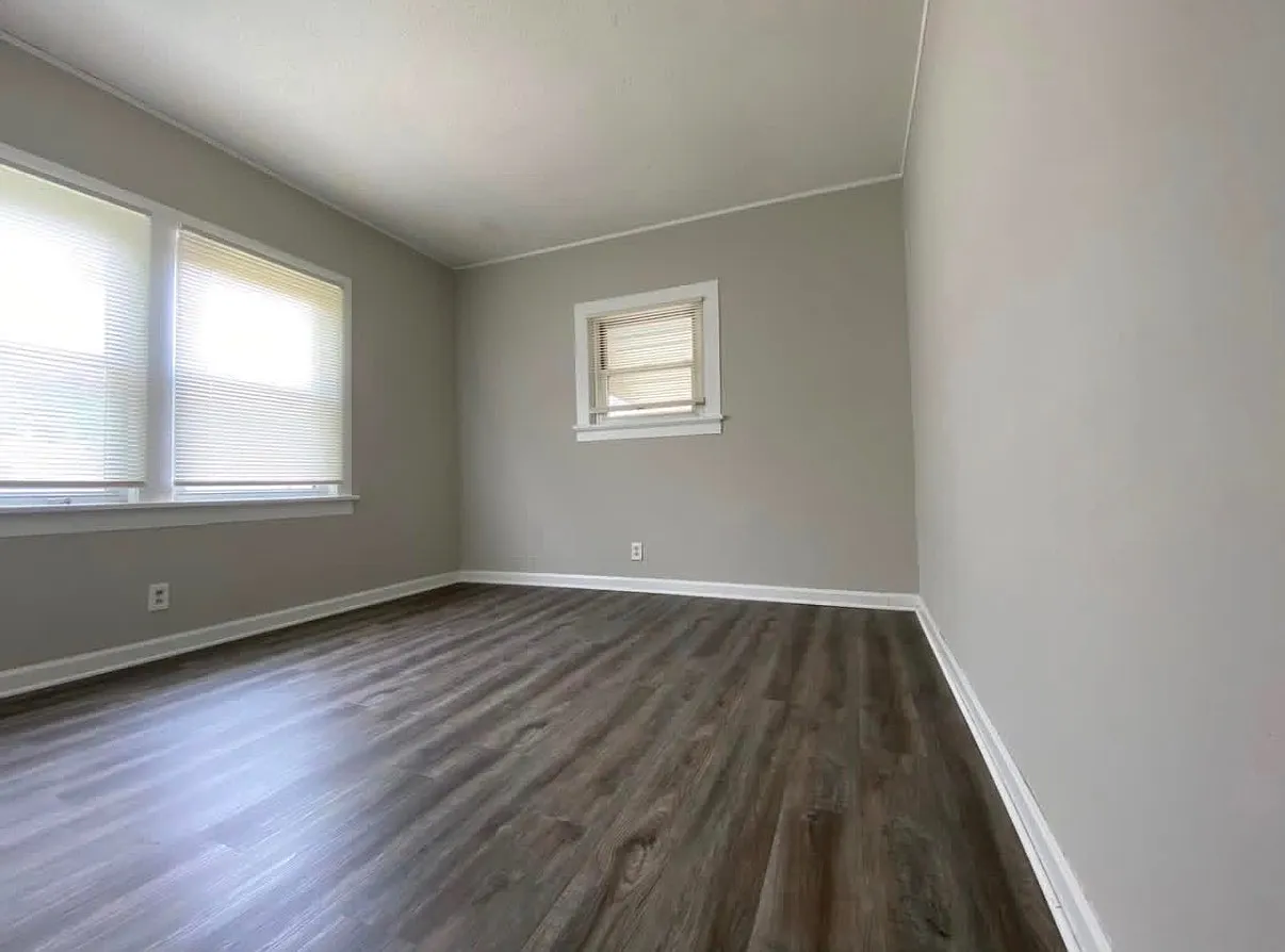 7547 Folk Avenue — Photo 2