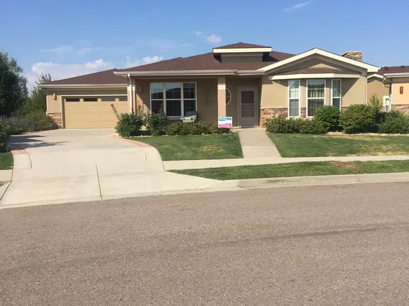 1230 Inca Dove Cir, Loveland, CO 80537