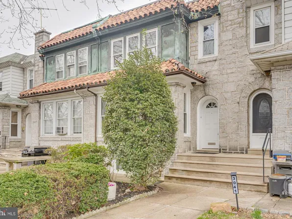 3039 Fanshawe St, Philadelphia, PA 19149