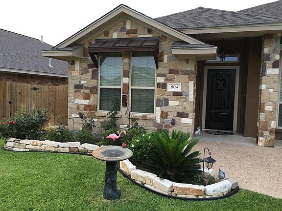 2nd image of 804 Dove Chase Ln