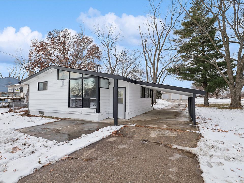 1st image of 1000 Parkhill Dr