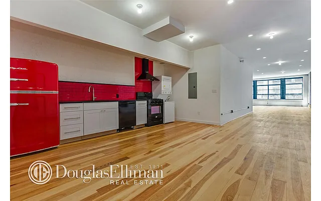 Rented by Douglas Elliman | media 4