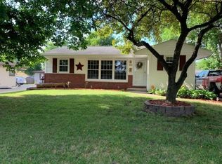 3830 Hull Ave, Des Moines, IA 50317