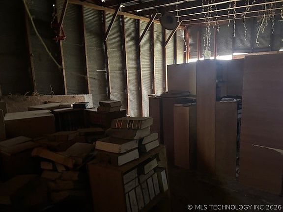 5th image of 103 S Stand Watie Blvd