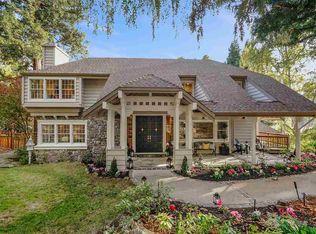 19 Hilldale Ct, Orinda, CA 94563