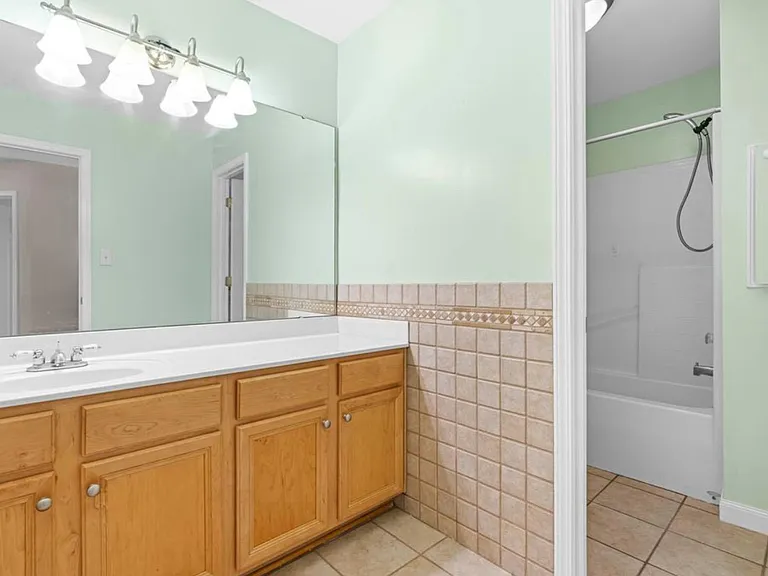 5435 Seaspray Ln — Photo 22