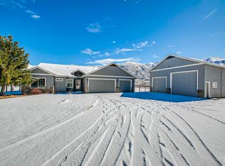 38 Burnett Dr, Boise, ID 83716