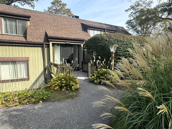 86 Heritage Village #D, Southbury, CT 06488