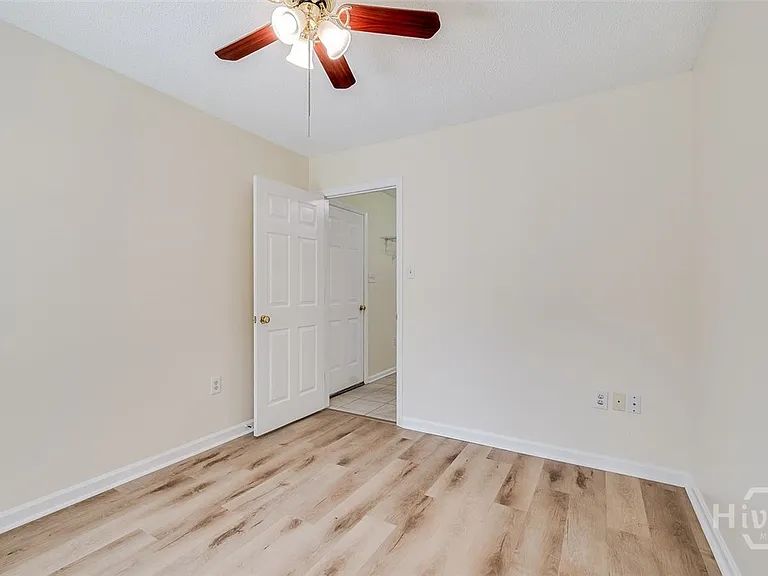 114 Red Bluff Cir — Photo 28