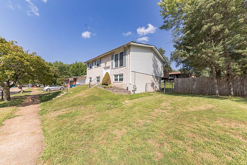 4409 Tarlton Dr, Saint Louis, MO 63128 Zillow