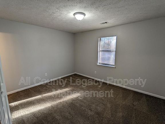 5th image of 3214 Sarah Lou Dr