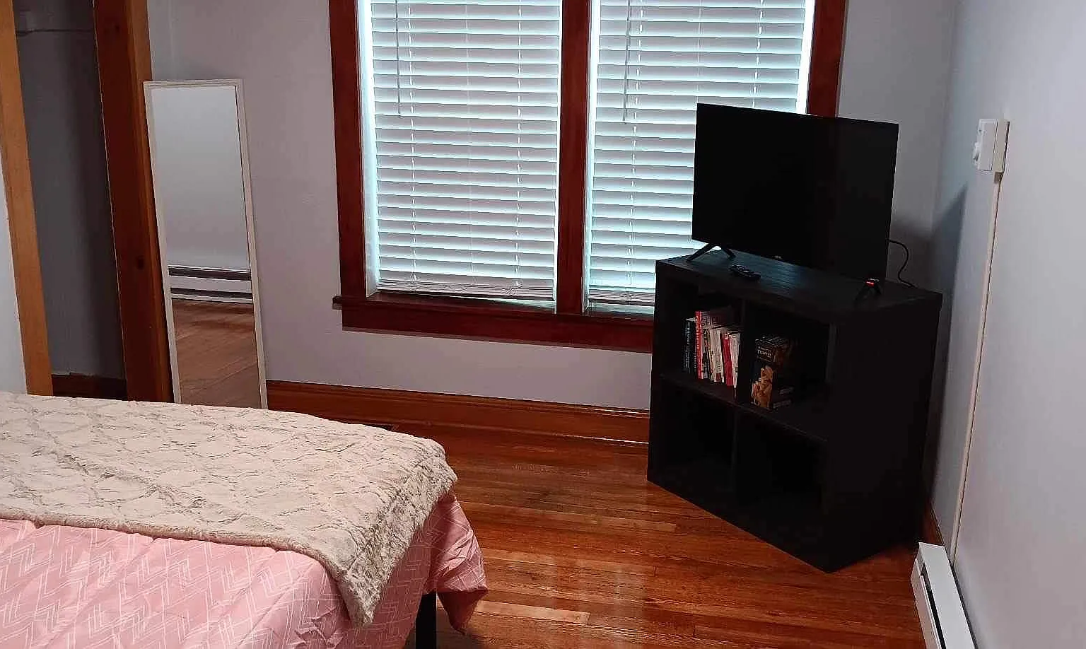 2 bed, 930 sqft, $850 — Photo 4