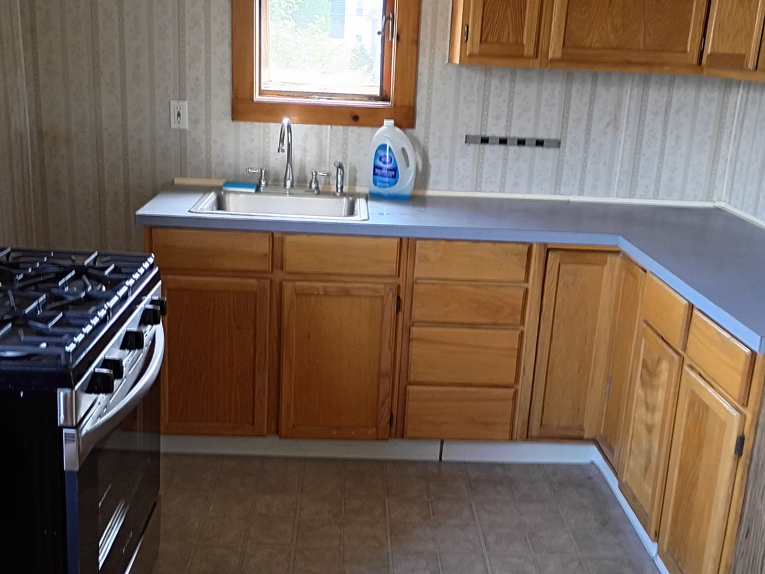 2 bed, $1,700 — Photo 4
