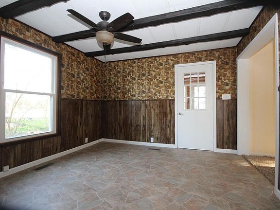 3rd image of 13765 E West Ave