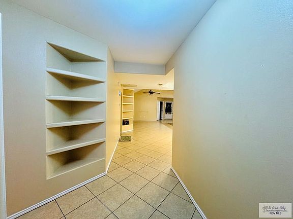 5th image of 1408 Janet Ln