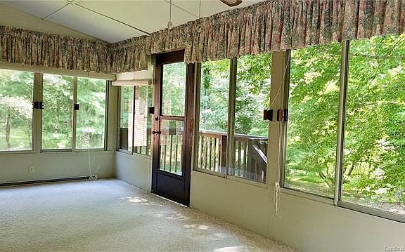 5th image of 1511 Glenheath Dr