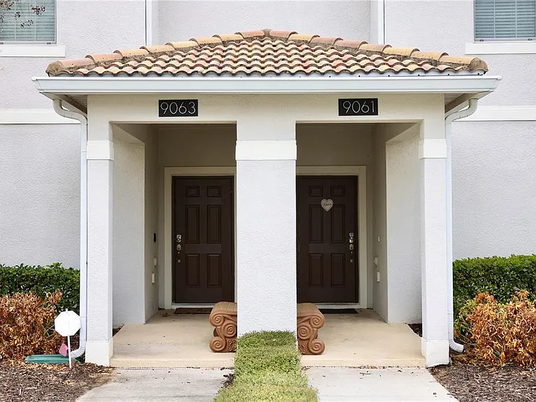 9063 Dogleg Dr — Photo 2