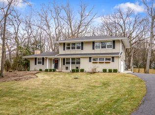 6905 New Hampshire Trl, Crystal Lake, IL 60012