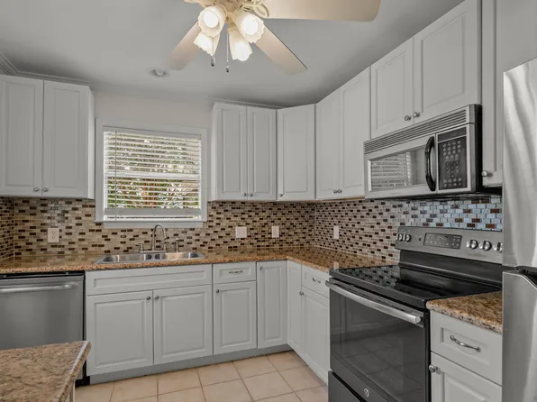 15524 Riverdale Ave E, Baton Rouge, LA 70816