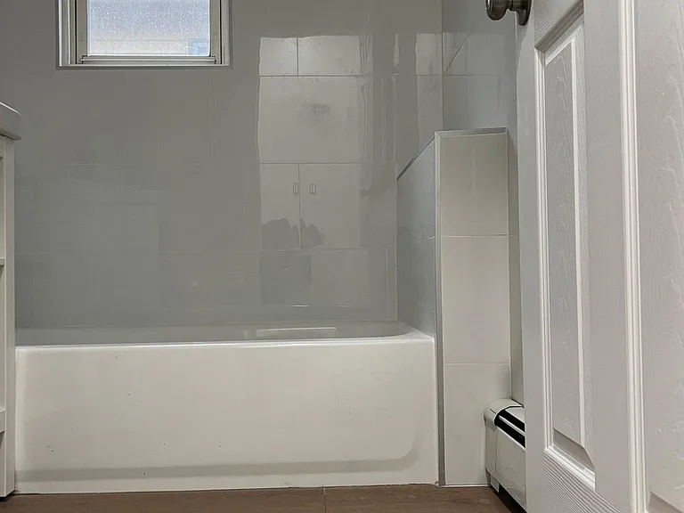 399 Harvard Ave #2 — Photo 8