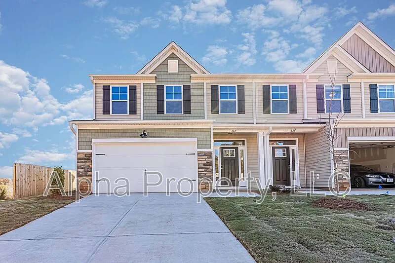 3 bed, 2.5 bath, 1660 sqft, $2,000 — Photo 1