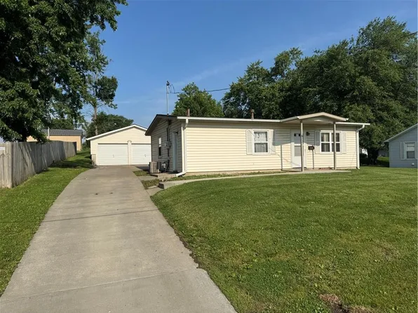 942 S Market St, Maryville, MO 64468
