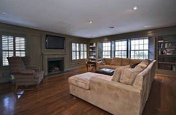 5th image of 500 Hazelwood Dr