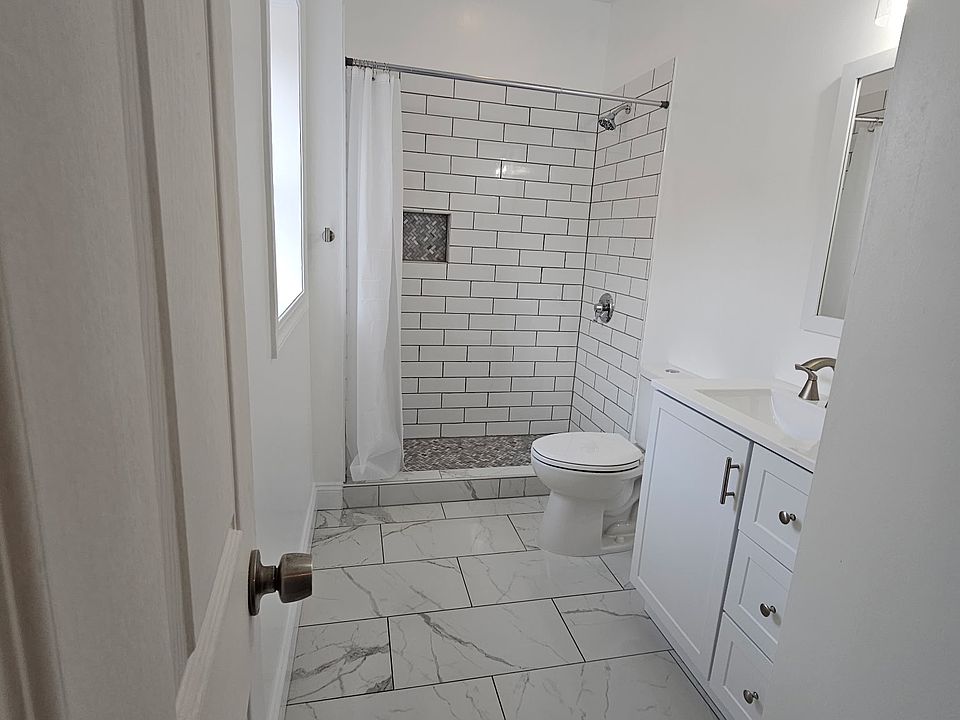 Beautiful walk in shower