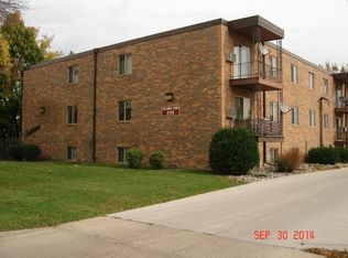 3108 5th St S APT 13, Moorhead, MN 56560