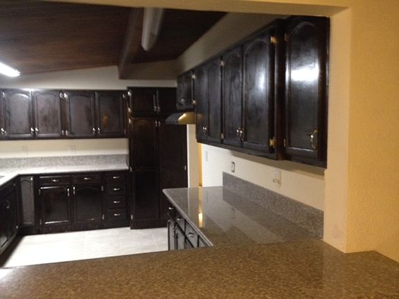 3rd image of 2714 S Harvard Blvd