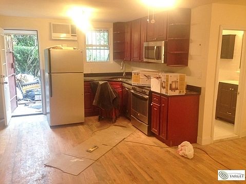 1st image of 155 Park Ave