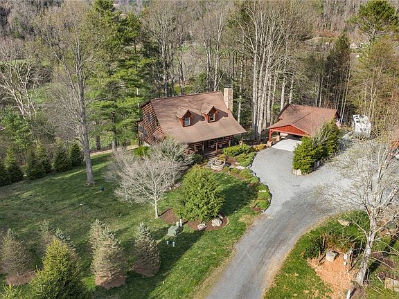 4th image of 243 Riverwood Lane