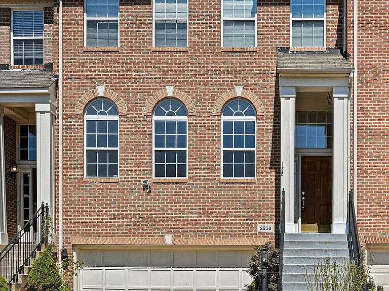 2658 Logan Wood Dr — Photo 1