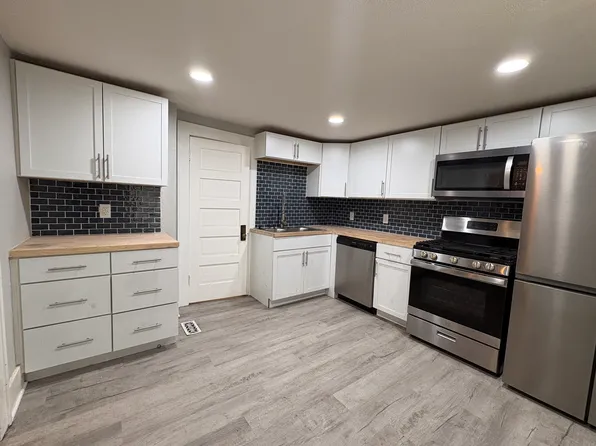 1535 N 32nd St #4, Lincoln, NE 68503