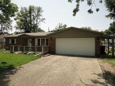 3127 S Broadway St, Yorktown, IN, 47396