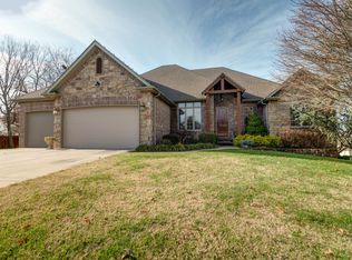 3961 E Gastonbury St, Springfield, MO 65809