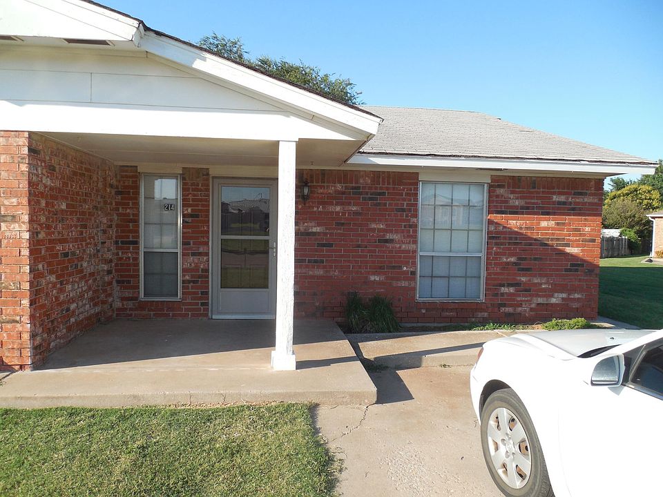1st image of 214 W Westchester Way