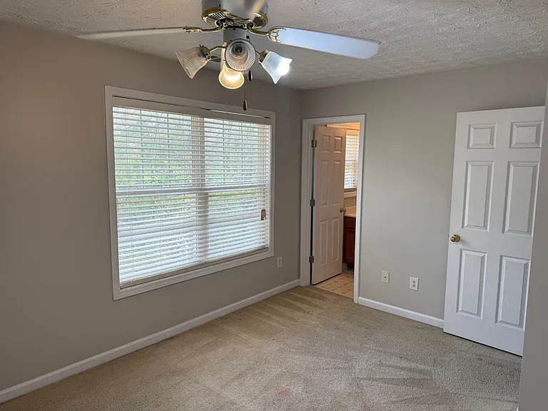 2034 Austin Park Cir — Photo 11