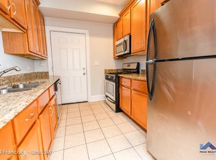 911 N Francisco Ave #913-3W, Chicago, IL 60622