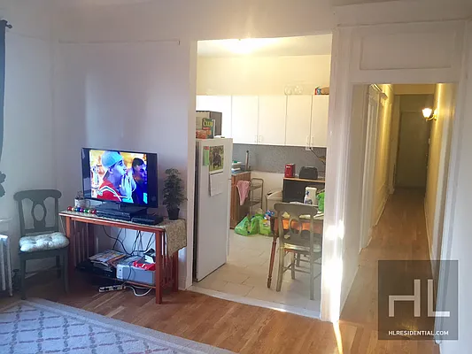 Rented by Highline Residential | media 11