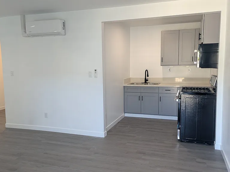 1750 Colorado Blvd #L1 — Photo 5